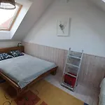 Holiday home Szara Czapla *
