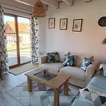 Holiday home Szara Czapla *